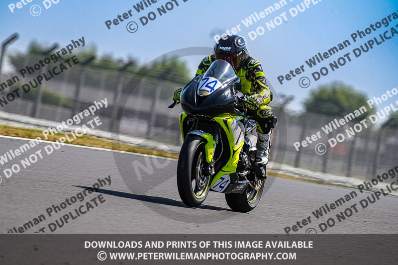 donington no limits trackday;donington park photographs;donington trackday photographs;no limits trackdays;peter wileman photography;trackday digital images;trackday photos